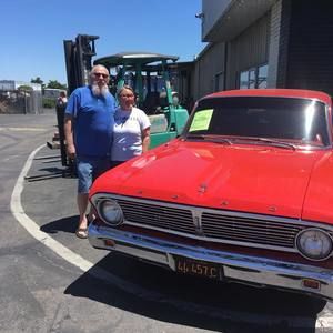 Meet your Posher, Debbie